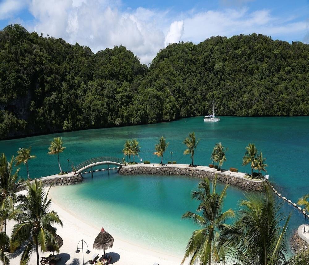 Palau Royal Resort Koror Eksteriør billede