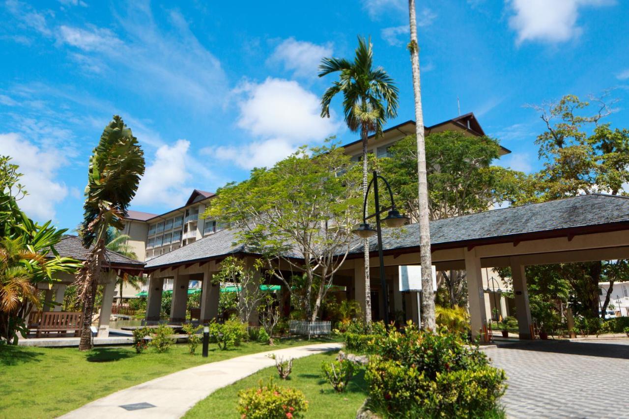 Palau Royal Resort Koror Eksteriør billede