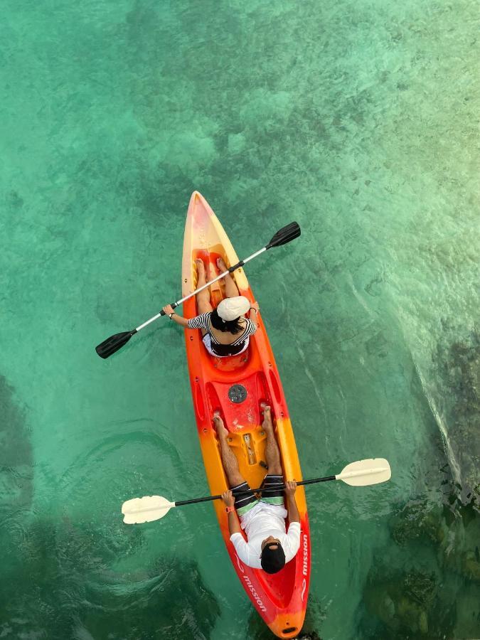Palau Royal Resort Koror Eksteriør billede