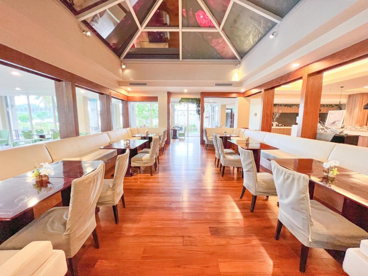 Palau Royal Resort Koror Eksteriør billede