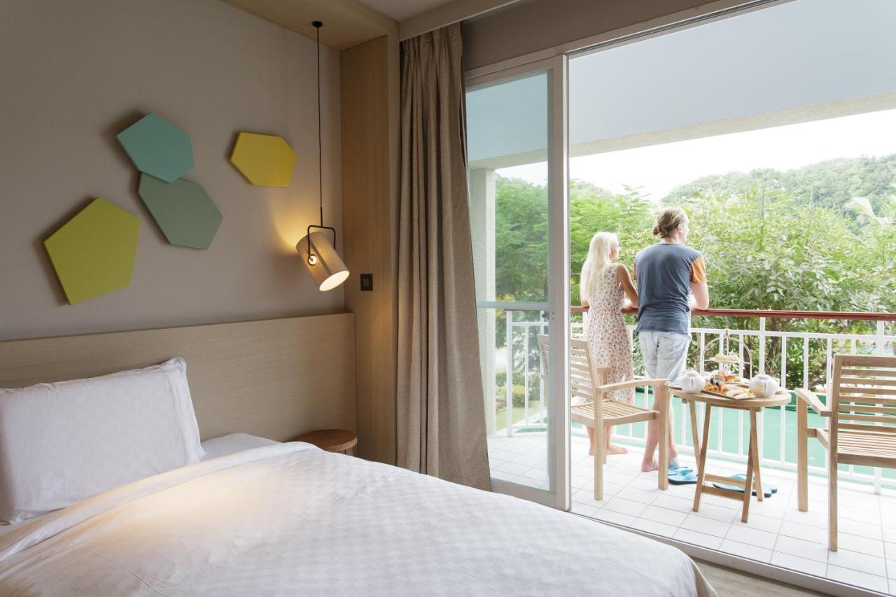 Palau Royal Resort Koror Eksteriør billede