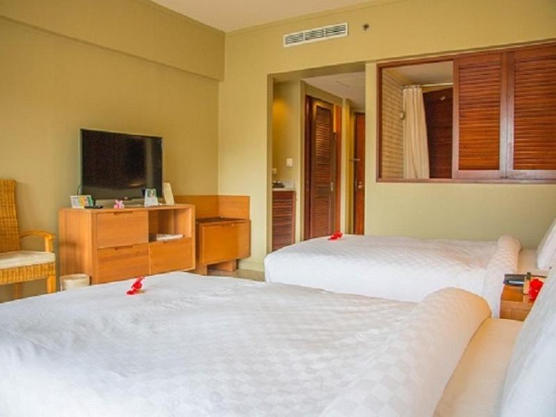 Palau Royal Resort Koror Eksteriør billede