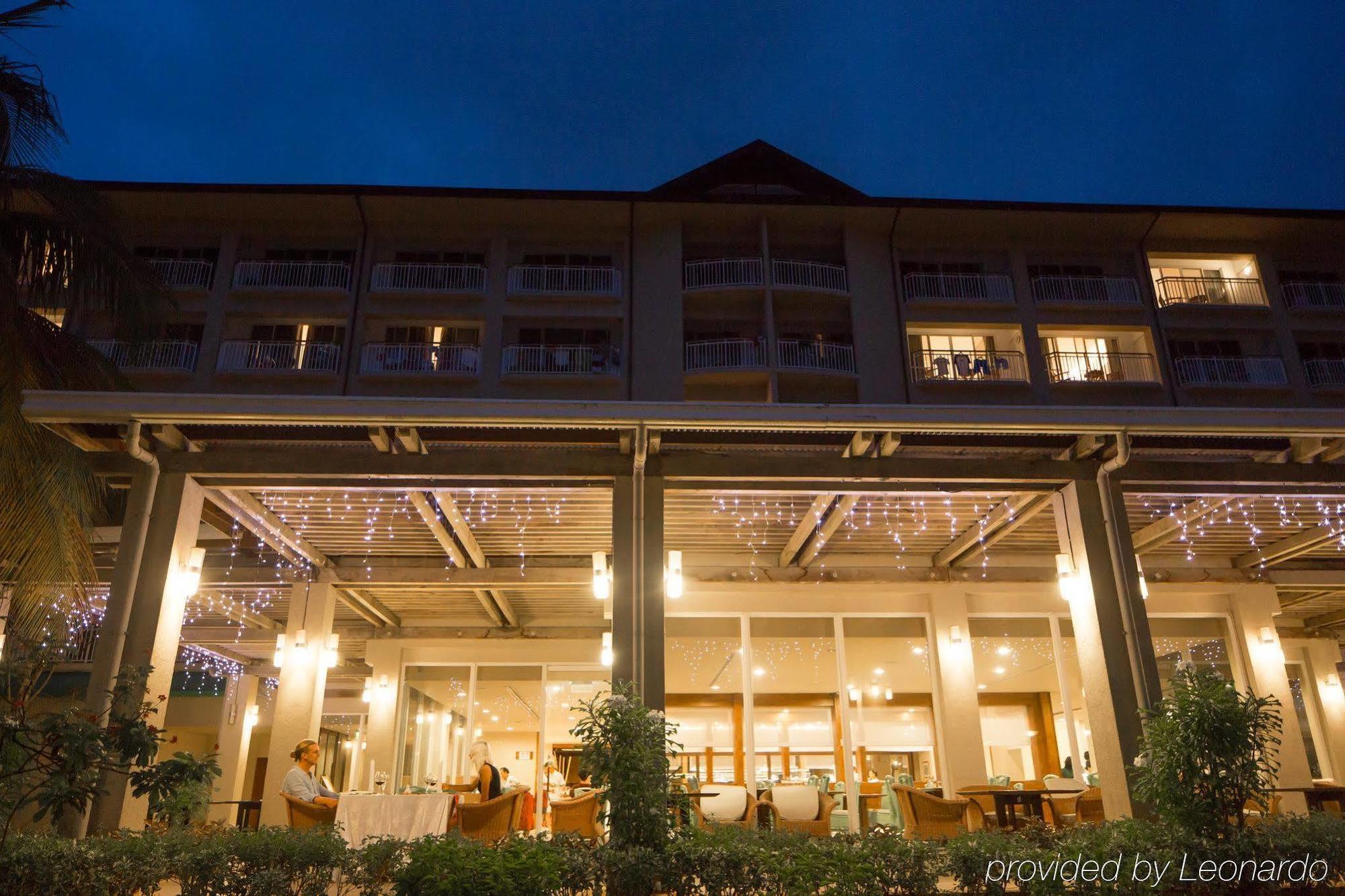 Palau Royal Resort Koror Eksteriør billede