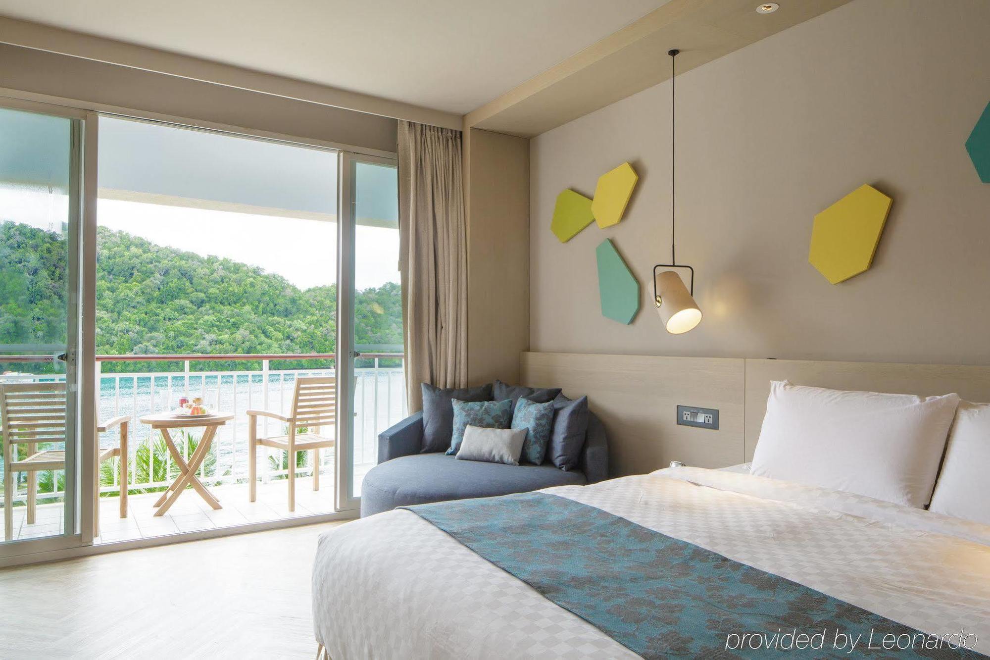 Palau Royal Resort Koror Eksteriør billede